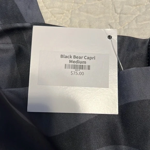 Trickster Company Black Bear Capri Leggings. Size Medium. NWT! - Picture 6 of 9